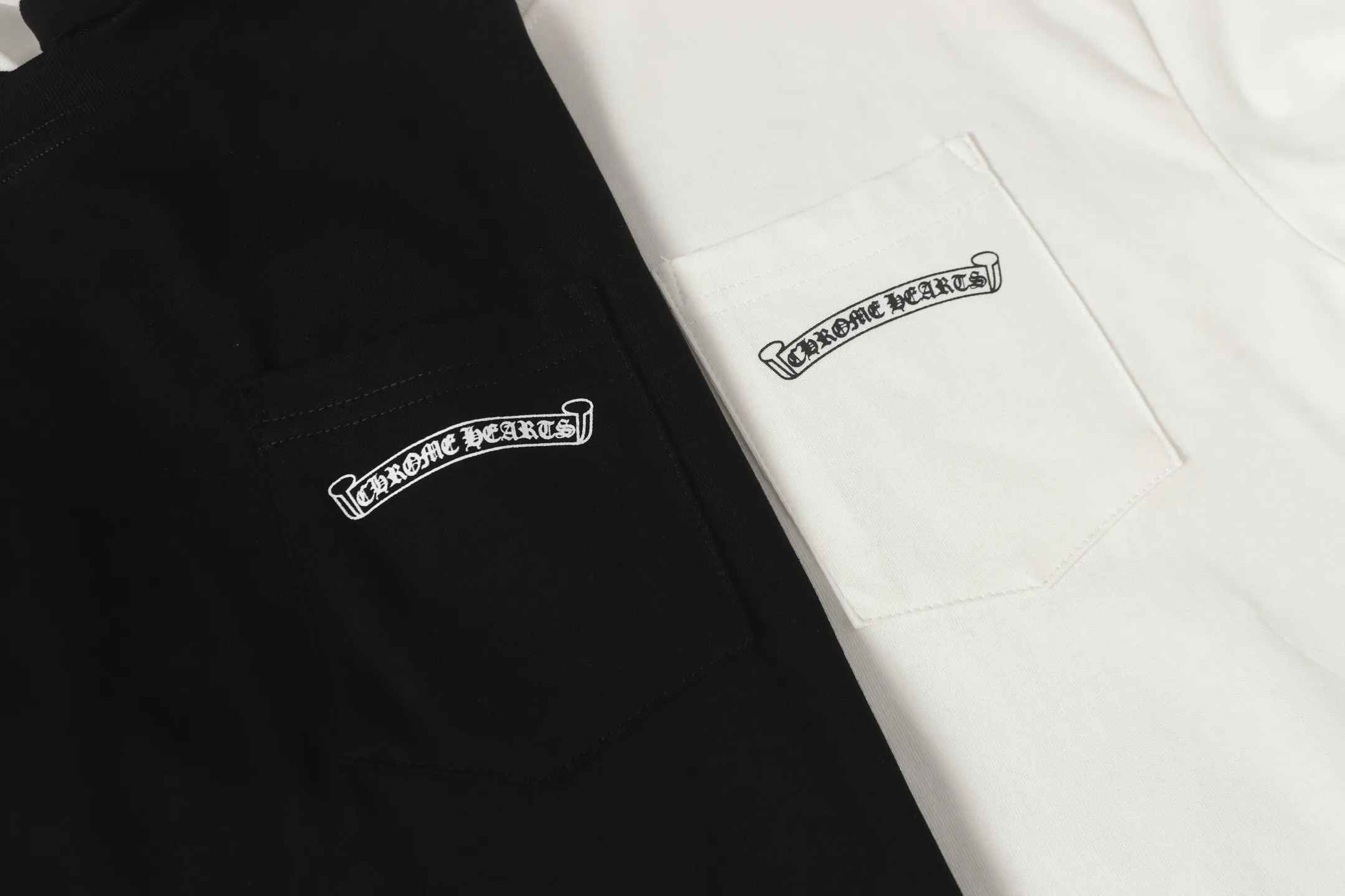 P160 #K2117 cross-border model. Those who pursue quality, please do not place an order. -Chrome Hearts/Chrome Hearts 23ss Sanskrit printed popular long-sleeved T-shirt -High weight, high density and high quality. The wool is soft, delicate and skin-friendly. It feels soft and silky. It has excellent warmth and skin-friendly properties. XL
